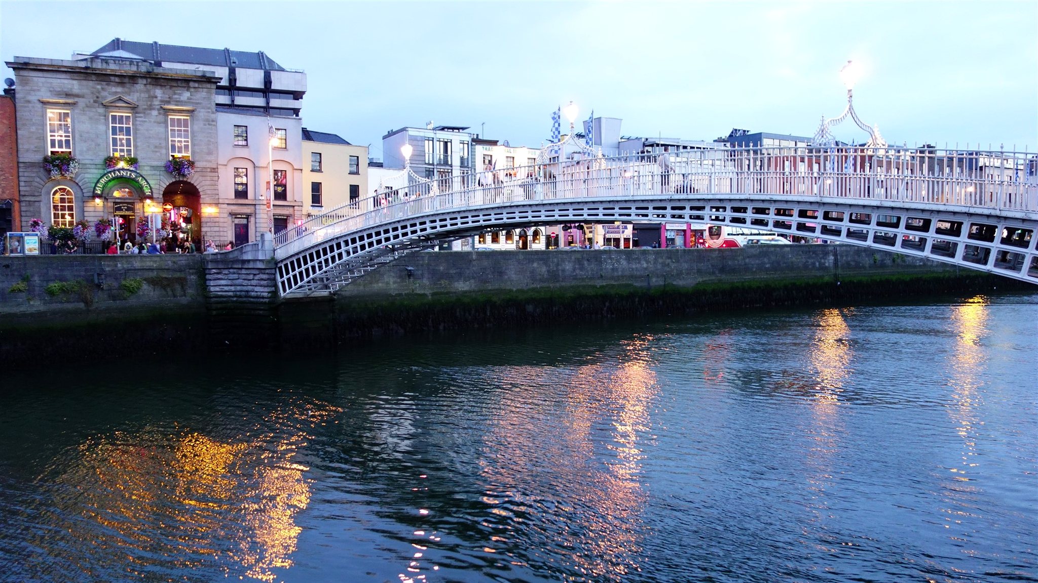 Irlande : Dublin, Ha'penny Bridge